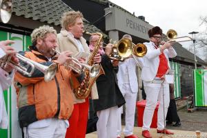 Buitenparty-na-optocht-08